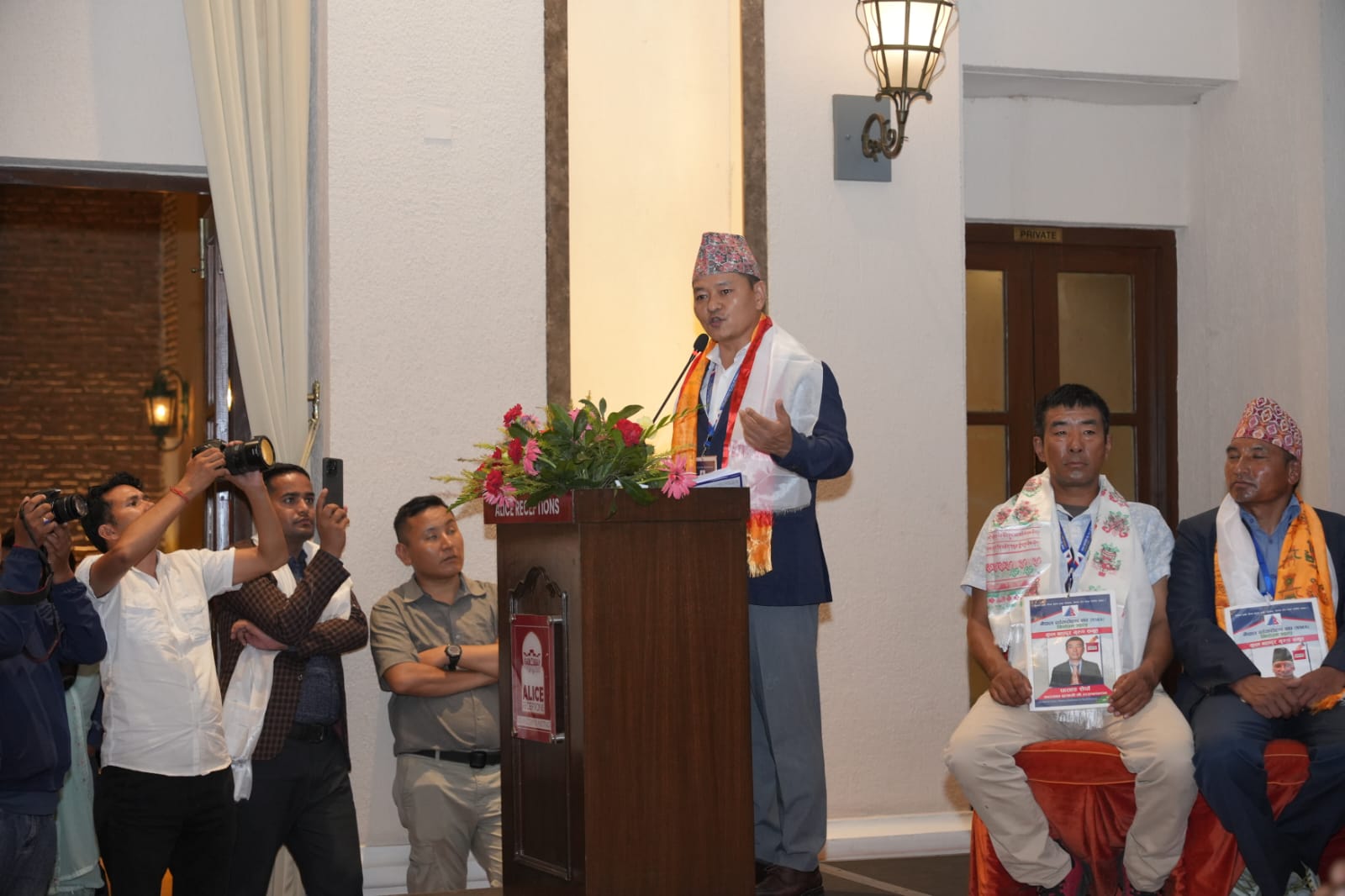 एनएमए अध्यक्षका प्रत्याशी गुरुङ समूहको मतको अपिल गर्दै कार्यक्रम
